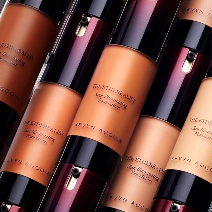 Kevyn Aucoin The Etherealist Skin Illuminating Foundation, EF natural look.