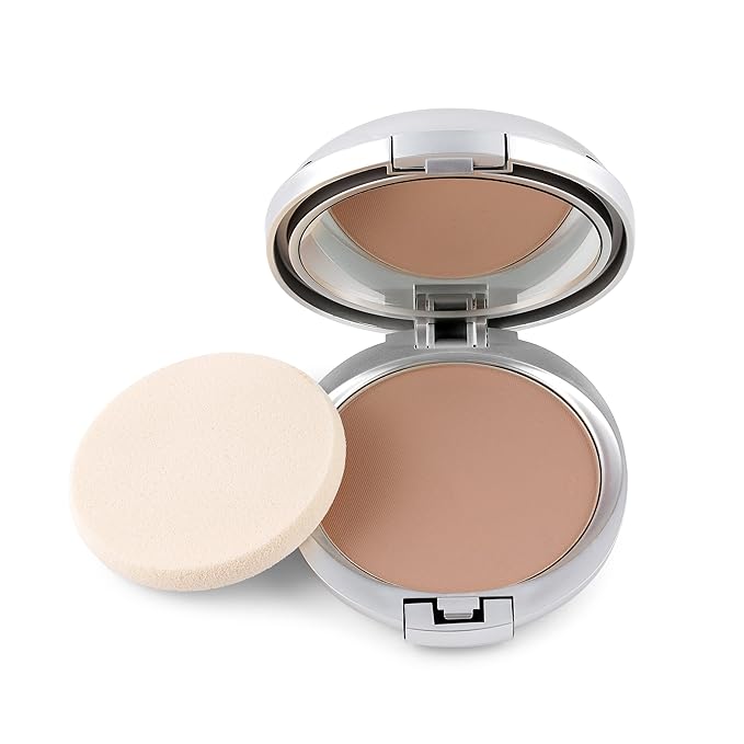 Pressed Mineral Foundation With Vitamin for a Natural