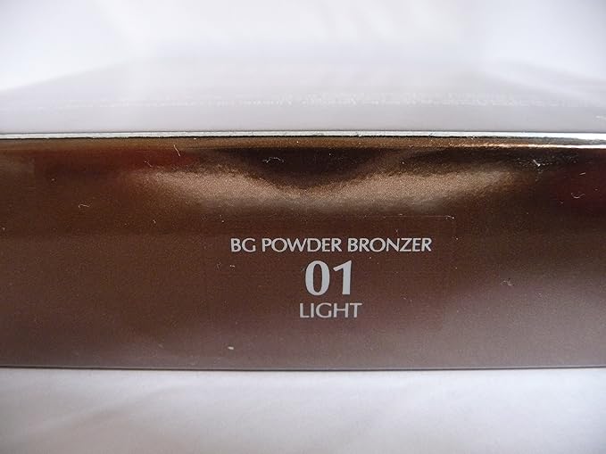 Estée Lauder Bronze Goddess Powder Bronzer ight 01 L