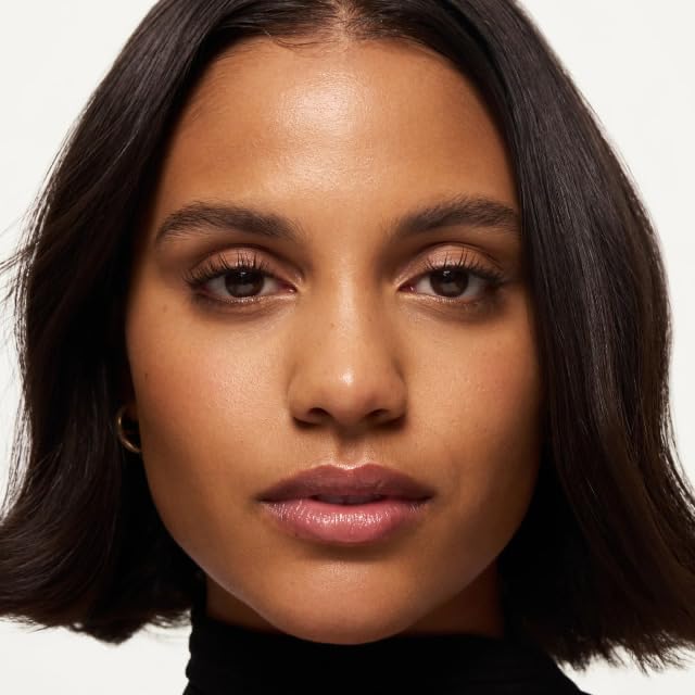 Summer Fridays Sheer Skin Tint - Skin Tint with Hyaluronic Acid - Helps Diminish Uneven Skin Tone - Sheer to Light Coverage - Shade 6 - Medium Tan with Warm Golden Undertones (1 Fl Oz)