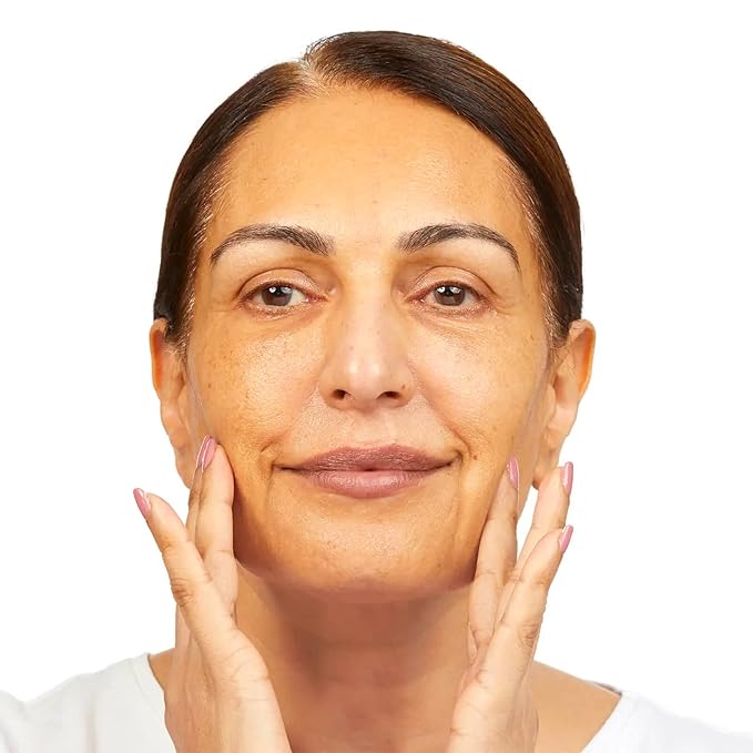 No7 Restore & Renew Dual Action Cleansing Lotion - Facial Cleanser & Exfoliant with Alpha Hydroxy Acid - Cleansing Lotion Makeup Remover for Anti-Aging