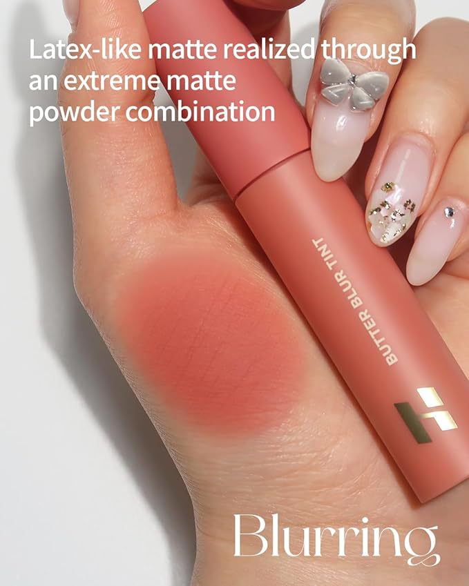 HOLIKA HOLIKA Butter Blur Lip Tint (06 LUSCIOUS) - Korean Matte Lip Tint, Lightweight High-Pigmented Lips, Velvety Silky Smooth K-Beauty Lip Makeup, Long Wearing Formula