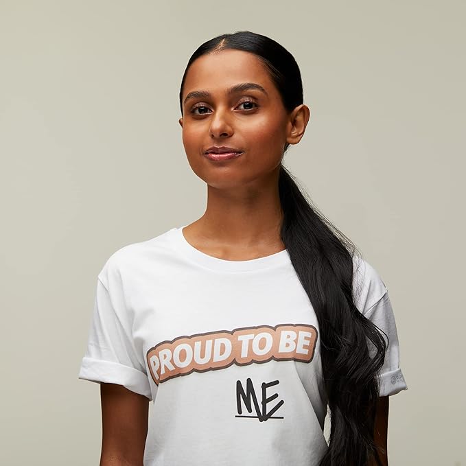 essence cosmetics Pretty Natural hydrating foundation 24h long 30ml