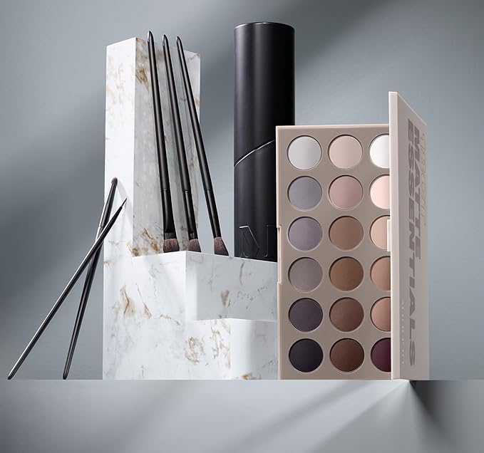 Morphe 18CT Makeup Palette - Matte Essentials Artistry 68 oz