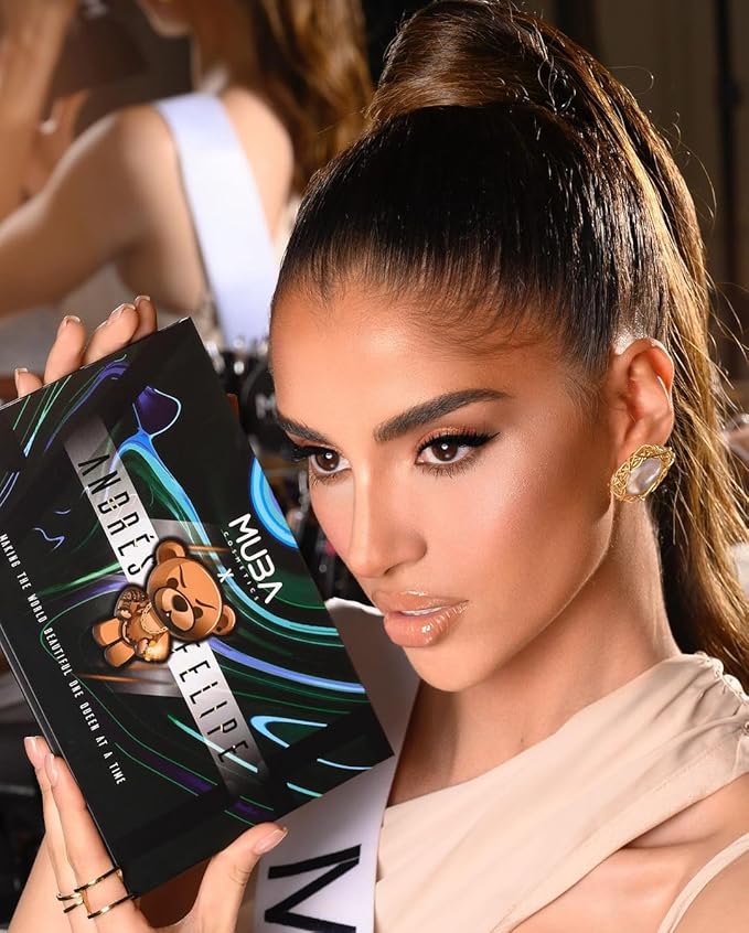 MUBA COSMETICS Andrés Felipe All in One Makeup