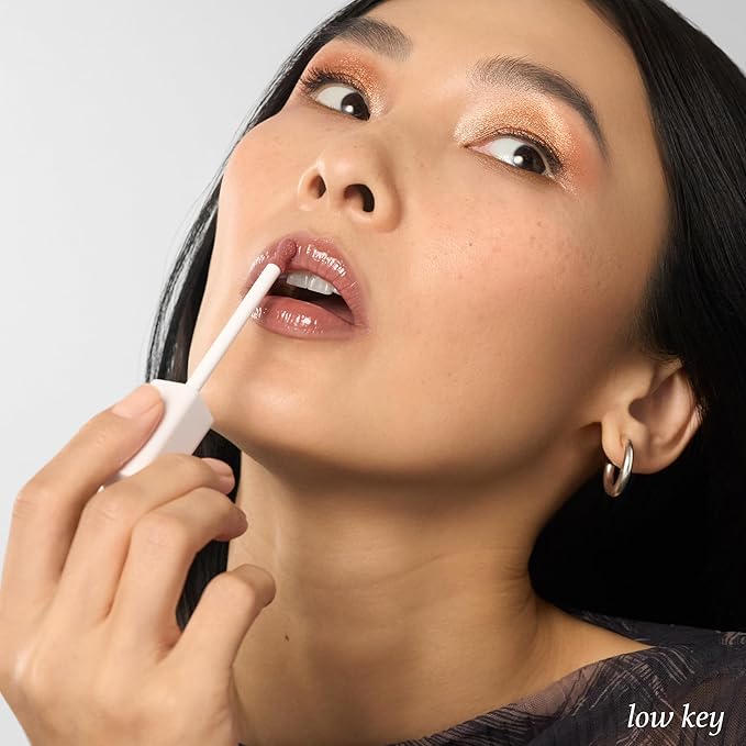 Julep So Plush Hydrating Lip Gloss – High-Shine, Non-Sticky Lip Color - Vitamin E for Soothing & Repair – Cruelty-Free, Moisturizing Gloss – All The Feels