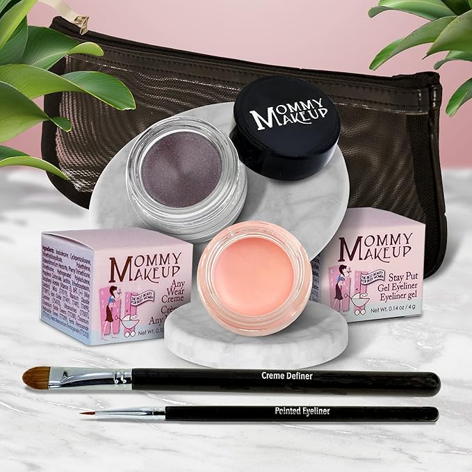 The Everlasting Eye 5 Piece Waterproof Makeup Set.