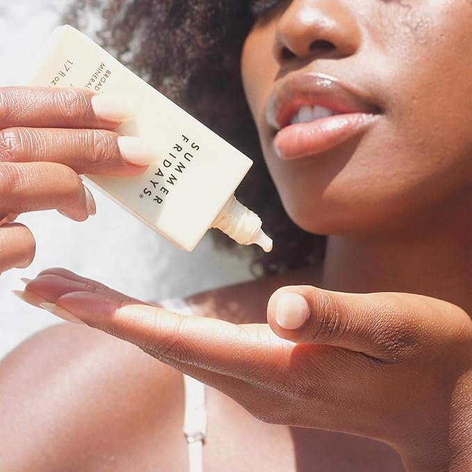 Summer Fridays ShadeDrops Broad Spectrum SPF 30 Mineral Milk Sunscreen with Zinc Oxide - Lightweight, Moisturizing Formula with a Soft, Natural Finish (1.7 Fl Oz)