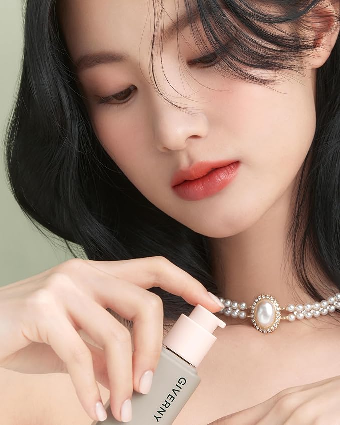 GIVERNY Milchak Matt Fit Foundation #ight beige - 1.01 fl.oz. 21 L