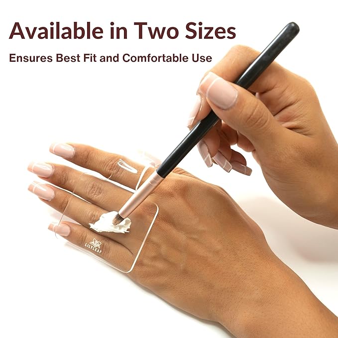 LilyLeaf Handheld Makeup Mixing Palette - Transparent Hand